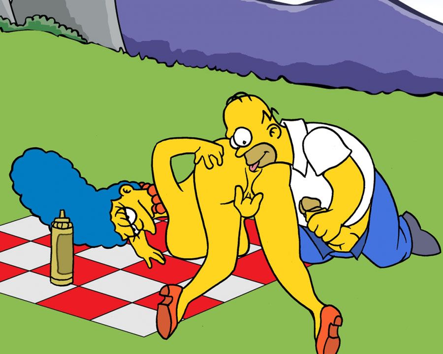 Homer em the simpsons hentai comendo a esposa no parque